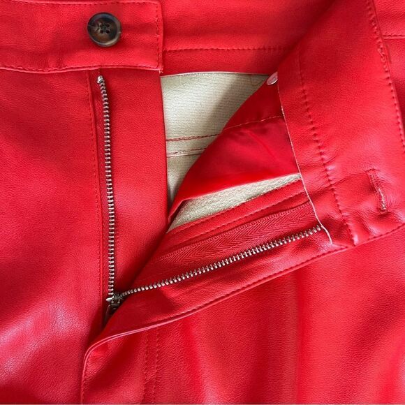 URBAN OUTFITTERS High & Wide Women’s Red Wide Leg Faux Leather Pants Size 28 - Picture 8 of 10